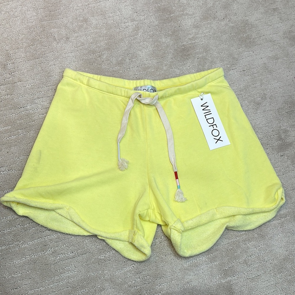 Wildfox Cuffed Shorts in Yellow Size S